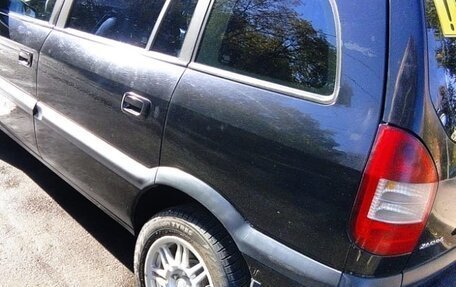 Opel Zafira A рестайлинг, 2004 год, 450 000 рублей, 10 фотография