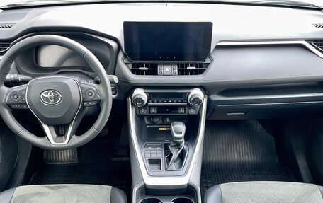 Toyota RAV4, 2024 год, 3 799 000 рублей, 3 фотография