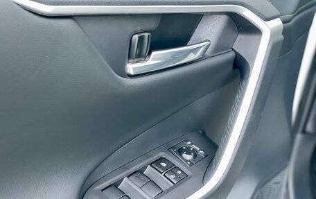 Toyota RAV4, 2024 год, 3 799 000 рублей, 10 фотография