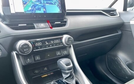 Toyota RAV4, 2024 год, 3 799 000 рублей, 13 фотография