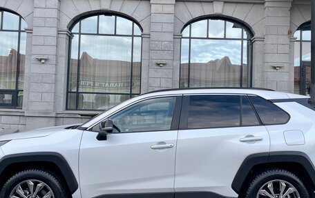 Toyota RAV4, 2024 год, 3 799 000 рублей, 33 фотография