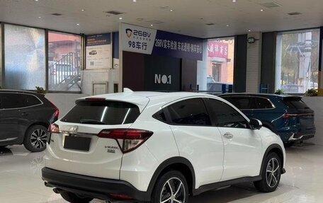 Honda Vezel, 2021 год, 1 722 000 рублей, 4 фотография