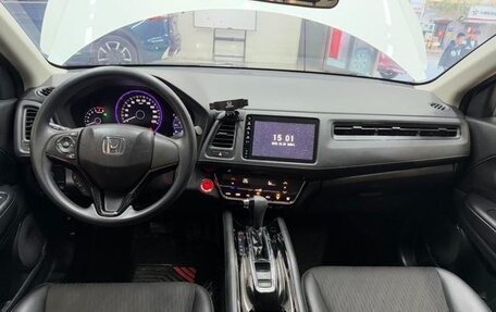 Honda Vezel, 2021 год, 1 722 000 рублей, 19 фотография