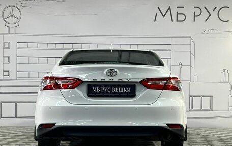 Toyota Camry, 2021 год, 2 880 000 рублей, 7 фотография