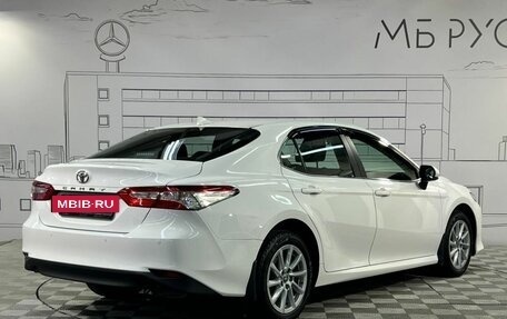 Toyota Camry, 2021 год, 2 880 000 рублей, 6 фотография