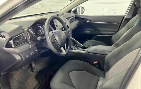 Toyota Camry, 2021 год, 2 880 000 рублей, 12 фотография