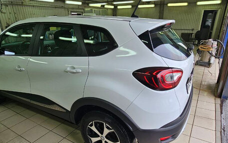 Renault Kaptur I рестайлинг, 2021 год, 1 626 000 рублей, 8 фотография