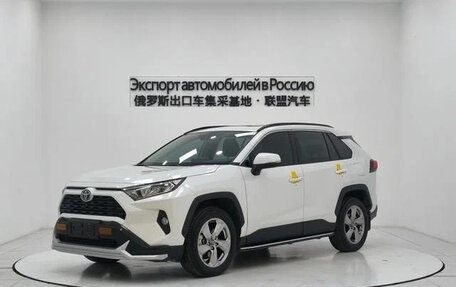 Toyota RAV4, 2022 год, 3 110 000 рублей, 1 фотография