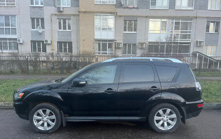 Mitsubishi Outlander III рестайлинг 3, 2010 год, 1 100 000 рублей, 4 фотография