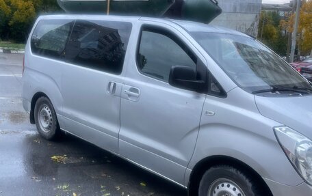 Hyundai Grand Starex Grand Starex I рестайлинг 2, 2010 год, 770 000 рублей, 3 фотография