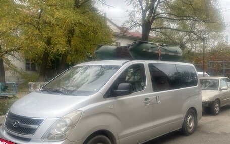 Hyundai Grand Starex Grand Starex I рестайлинг 2, 2010 год, 770 000 рублей, 4 фотография