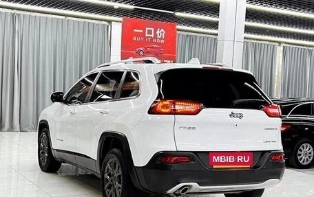 Jeep Cherokee, 2021 год, 1 430 000 рублей, 6 фотография