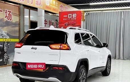 Jeep Cherokee, 2021 год, 1 430 000 рублей, 4 фотография