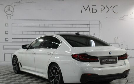 BMW 5 серия, 2022 год, 7 000 000 рублей, 9 фотография