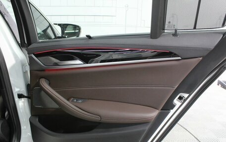 BMW 5 серия, 2022 год, 7 000 000 рублей, 20 фотография