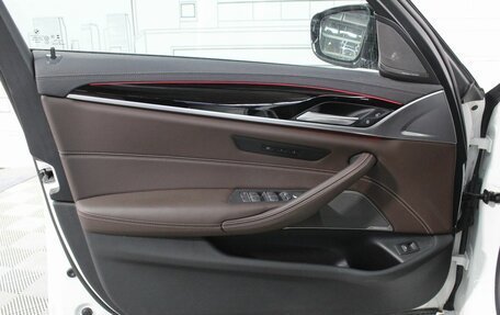 BMW 5 серия, 2022 год, 7 000 000 рублей, 12 фотография