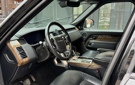Land Rover Range Rover IV рестайлинг, 2018 год, 5 500 000 рублей, 16 фотография