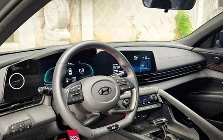 Hyundai Elantra, 2022 год, 1 220 000 рублей, 8 фотография