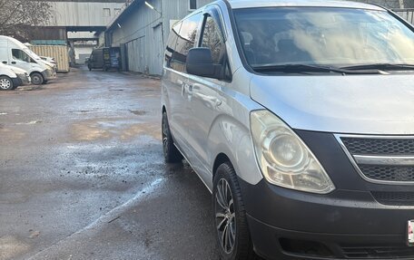 Hyundai Grand Starex Grand Starex I рестайлинг 2, 2009 год, 1 100 000 рублей, 2 фотография