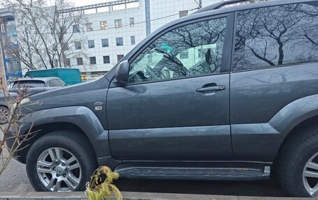 Toyota Land Cruiser Prado 120 рестайлинг, 2004 год, 2 500 000 рублей, 5 фотография