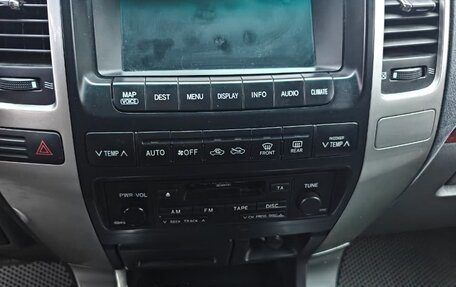 Toyota Land Cruiser Prado 120 рестайлинг, 2004 год, 2 500 000 рублей, 16 фотография