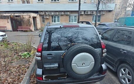 Toyota Land Cruiser Prado 120 рестайлинг, 2004 год, 2 500 000 рублей, 13 фотография