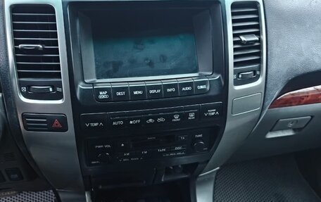 Toyota Land Cruiser Prado 120 рестайлинг, 2004 год, 2 500 000 рублей, 18 фотография