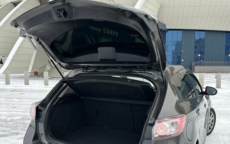 Mazda Axela, 2011 год, 949 000 рублей, 20 фотография