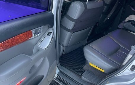 Toyota Land Cruiser Prado 120 рестайлинг, 2006 год, 2 350 000 рублей, 11 фотография