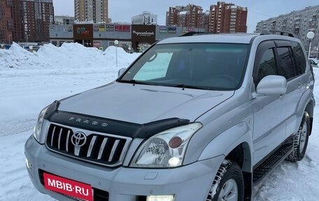 Toyota Land Cruiser Prado 120 рестайлинг, 2006 год, 2 350 000 рублей, 2 фотография
