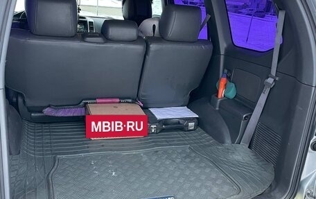 Toyota Land Cruiser Prado 120 рестайлинг, 2006 год, 2 350 000 рублей, 12 фотография