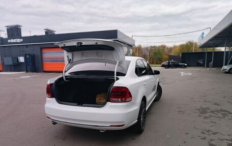 Volkswagen Polo VI (EU Market), 2017 год, 900 000 рублей, 4 фотография