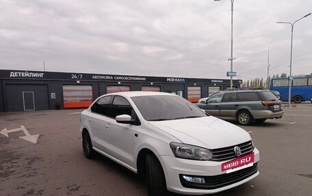 Volkswagen Polo VI (EU Market), 2017 год, 900 000 рублей, 5 фотография