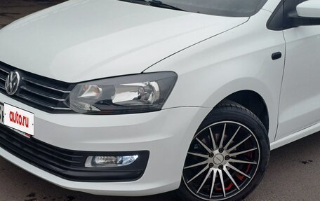 Volkswagen Polo VI (EU Market), 2017 год, 900 000 рублей, 23 фотография