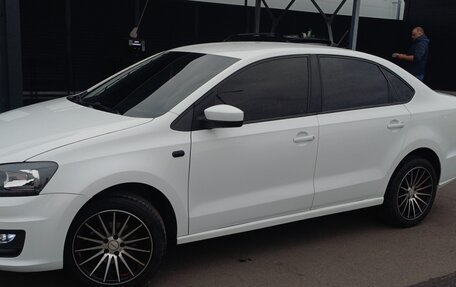 Volkswagen Polo VI (EU Market), 2017 год, 900 000 рублей, 22 фотография