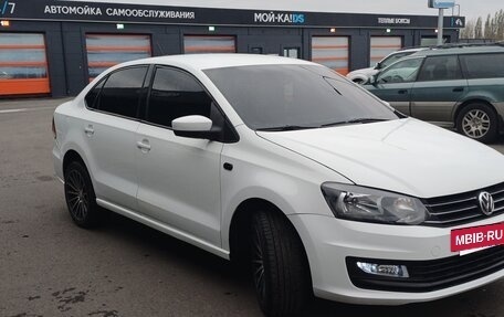 Volkswagen Polo VI (EU Market), 2017 год, 900 000 рублей, 20 фотография