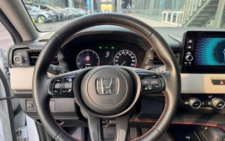 Honda Vezel, 2022 год, 2 303 000 рублей, 9 фотография