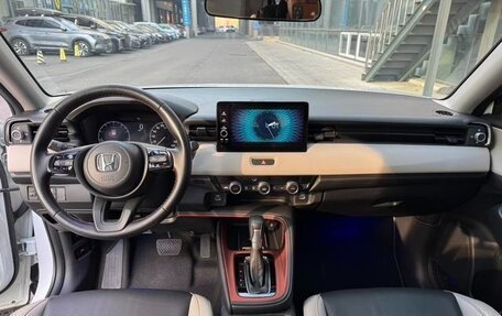 Honda Vezel, 2022 год, 2 303 000 рублей, 8 фотография