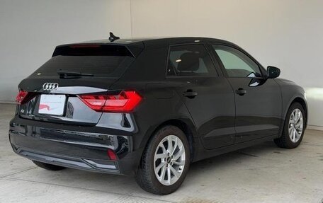 Audi A1, 2022 год, 1 370 911 рублей, 5 фотография