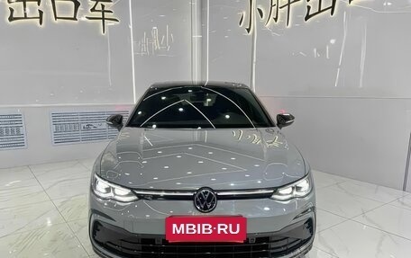 Volkswagen Golf VIII, 2022 год, 2 290 000 рублей, 2 фотография