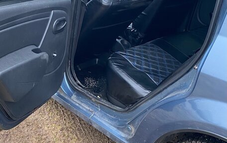 Renault Logan I, 2011 год, 400 000 рублей, 3 фотография