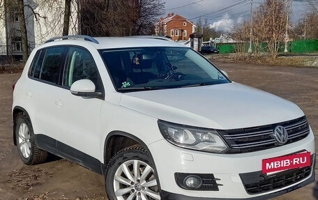 Volkswagen Tiguan I, 2016 год, 1 850 000 рублей, 2 фотография