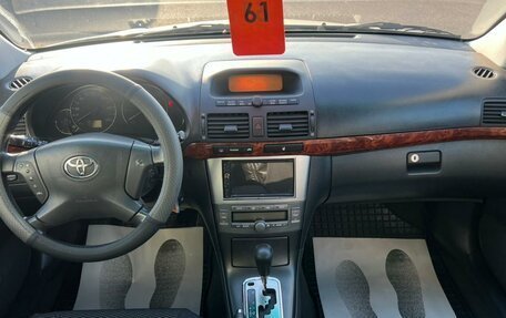 Toyota Avensis III рестайлинг, 2004 год, 849 999 рублей, 16 фотография