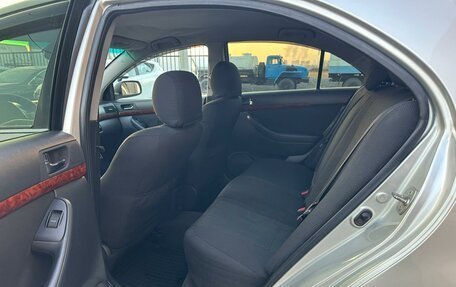 Toyota Avensis III рестайлинг, 2004 год, 849 999 рублей, 18 фотография