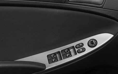 Hyundai Solaris II рестайлинг, 2016 год, 930 000 рублей, 15 фотография