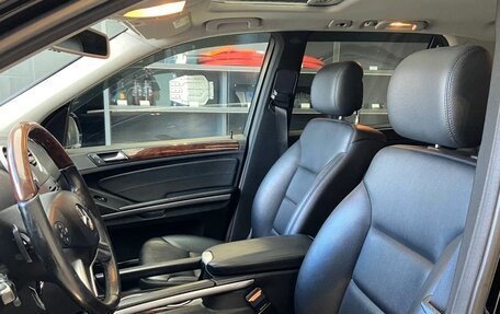 Mercedes-Benz M-Класс, 2010 год, 1 950 000 рублей, 10 фотография