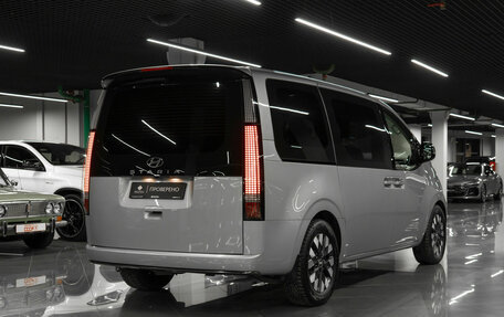 Hyundai Staria, 2023 год, 5 050 000 рублей, 5 фотография