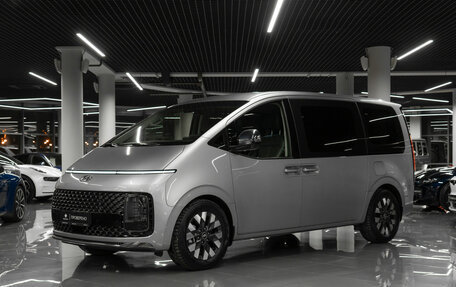 Hyundai Staria, 2023 год, 5 050 000 рублей, 1 фотография