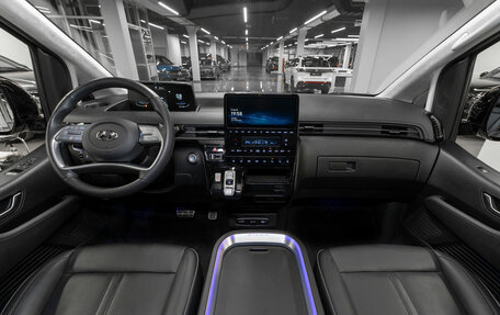 Hyundai Staria, 2023 год, 5 050 000 рублей, 8 фотография