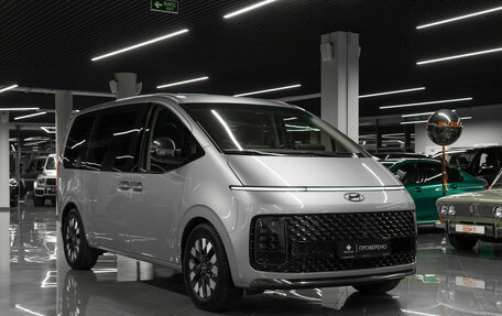 Hyundai Staria, 2023 год, 5 050 000 рублей, 2 фотография